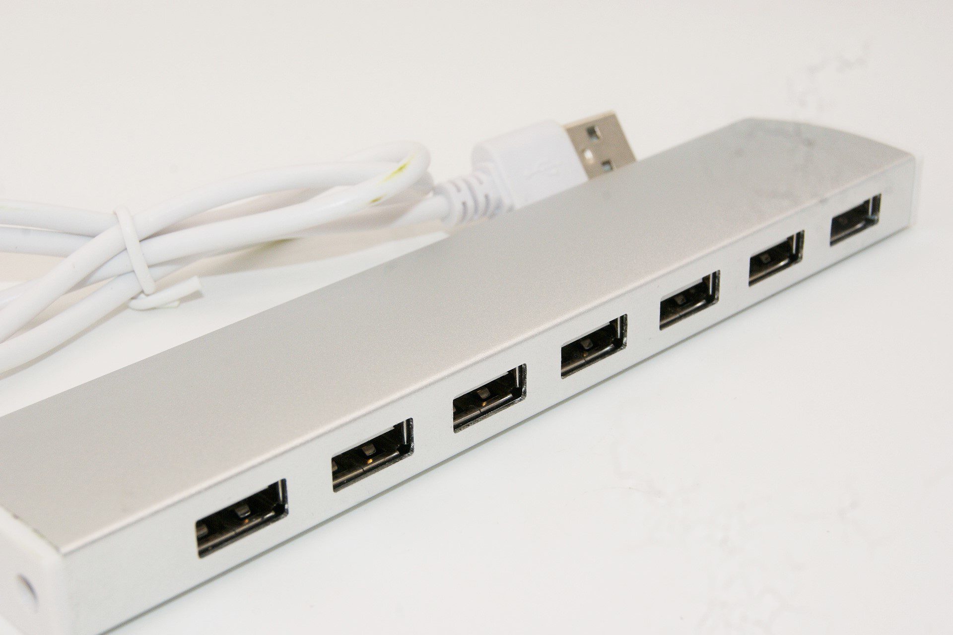 7 Long Port Aluminum USB Hub - Image 2