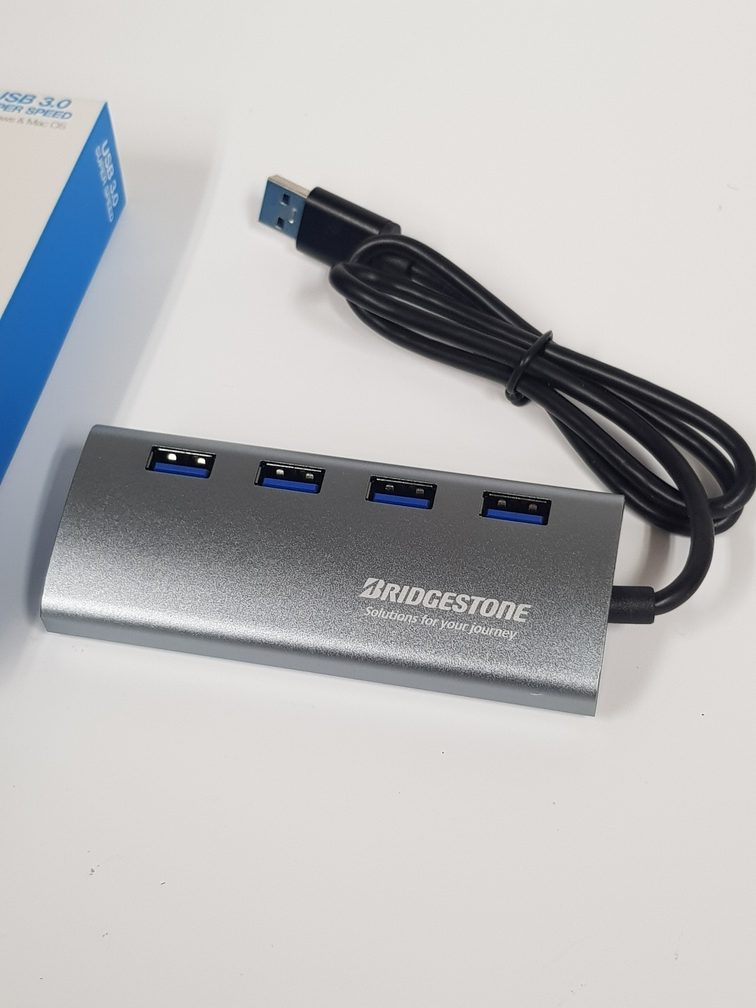 Bridgestone USB30 Fast Charging Hub 2 rotated
