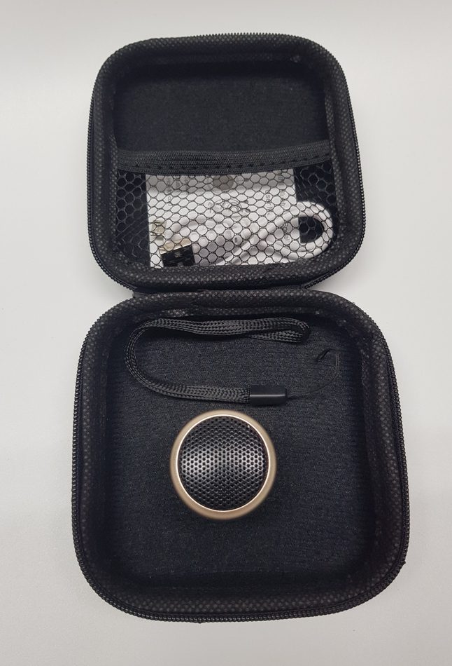 DO0822 013 FAR EAST World Smallest Speaker Gold 3