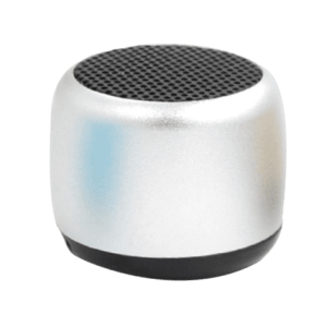 World Smallest Speaker 1