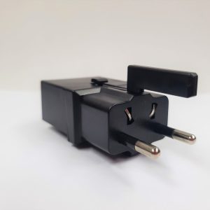 World Smallest Travel Adaptor WIth Auto Reset Fuse 1 scaled