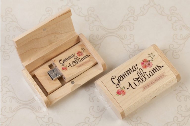wooden usb 1024x677 1