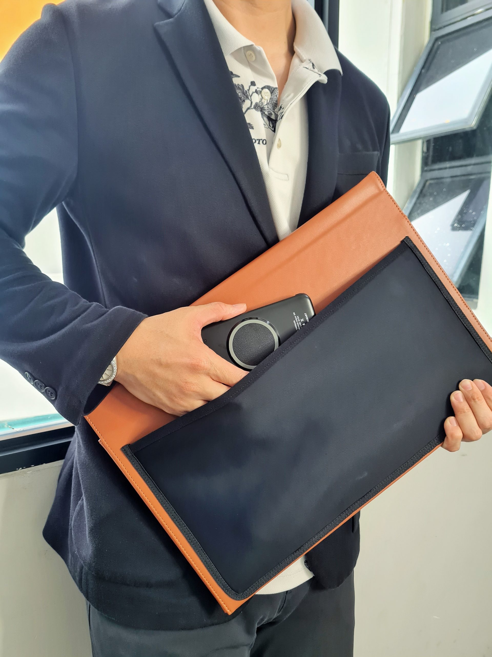 Instation Laptop Smart Bag 5 scaled