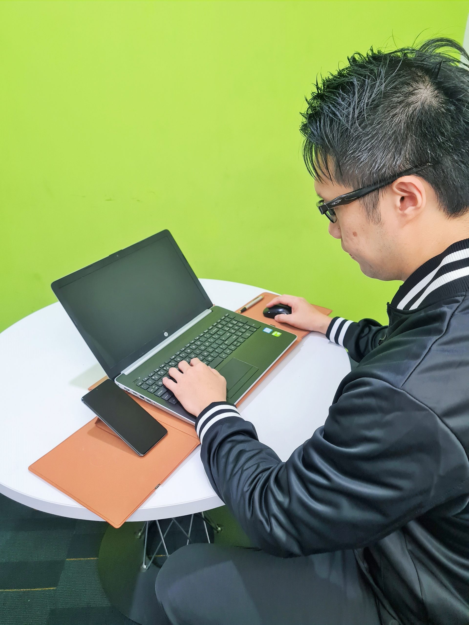 Instation Laptop Smart Bag 8 scaled