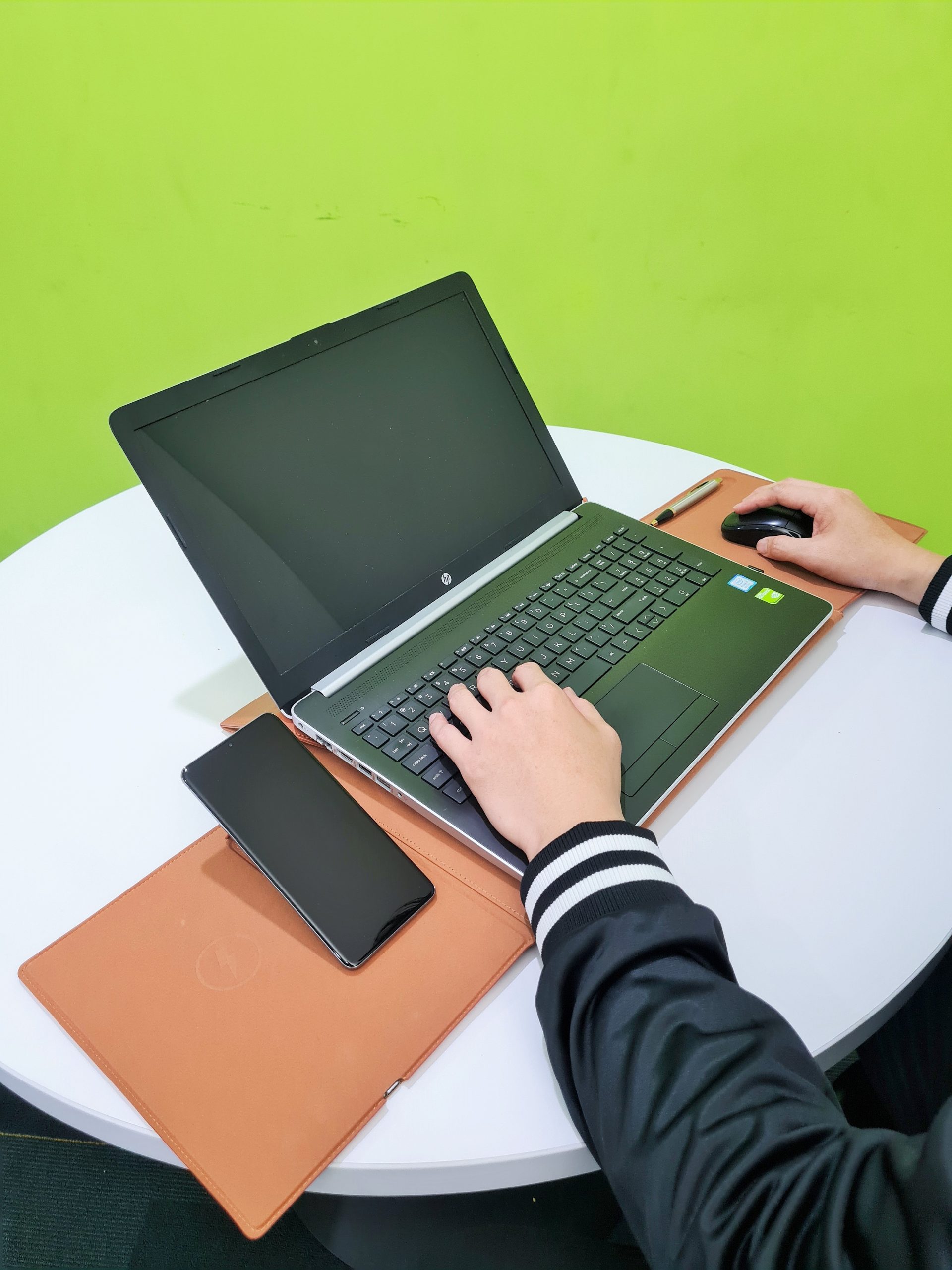 Instation Laptop Smart Bag 9 scaled