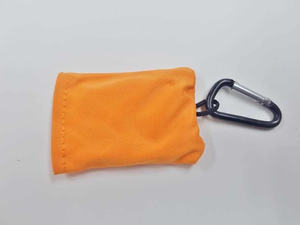 CARESTREAM Mini Foldable Towel in pouch 2