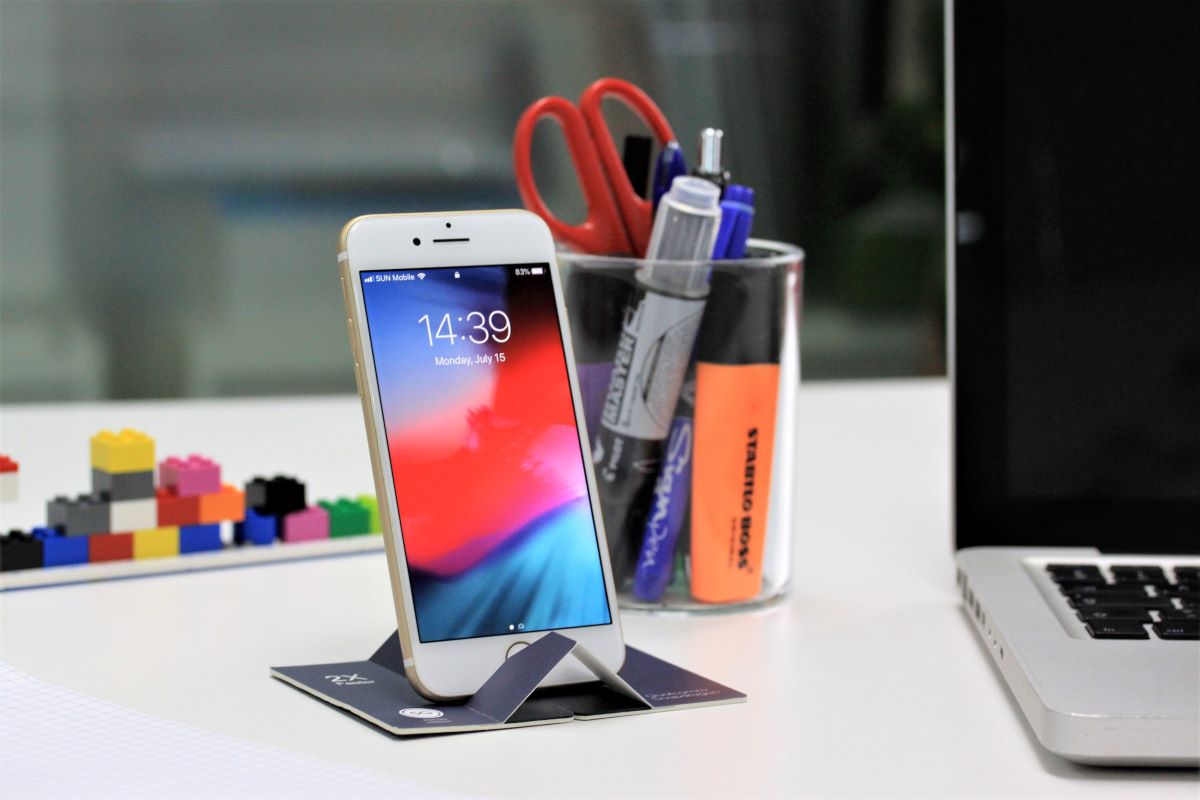 Pop Up Phone Stand 3
