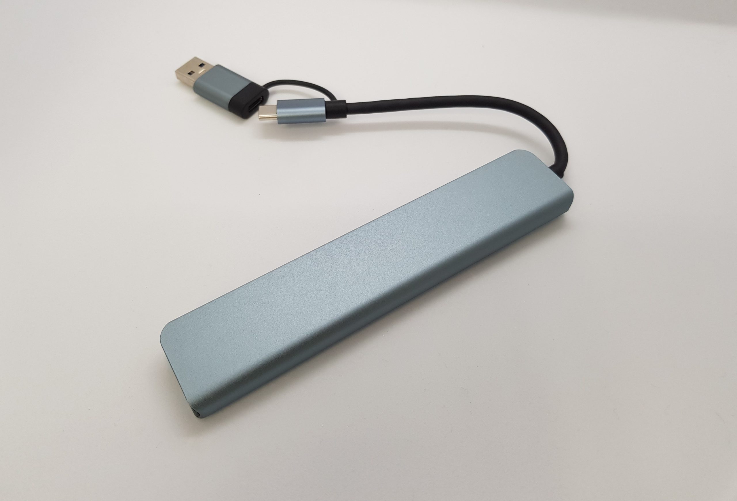 8 in 1 USB SD Card Type C Audio Adapter Hub 2 scaled