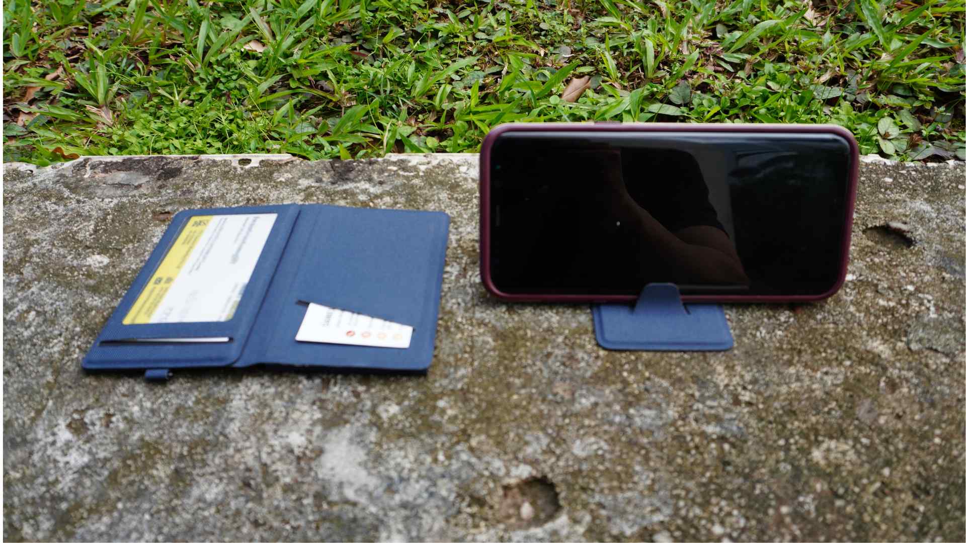 FoldMag Card Holder 3