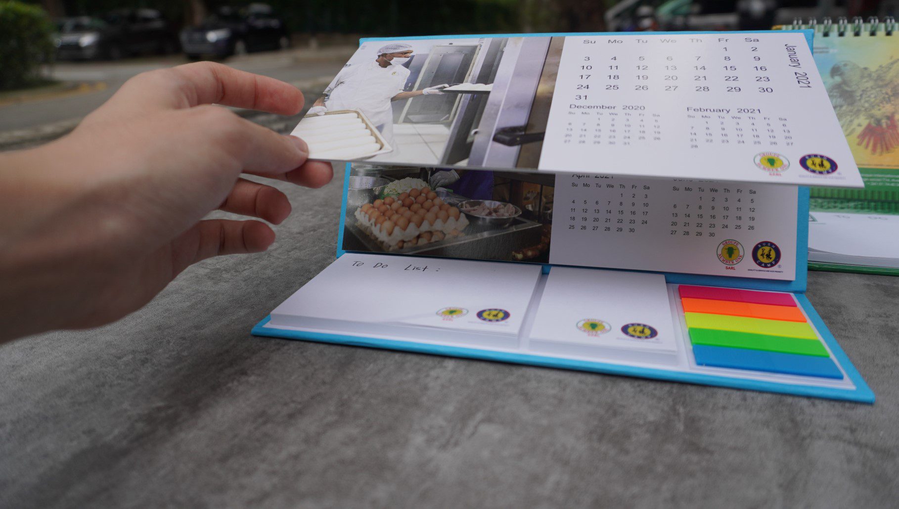Tri Fold Tabletop Calendar with Post it Set 7