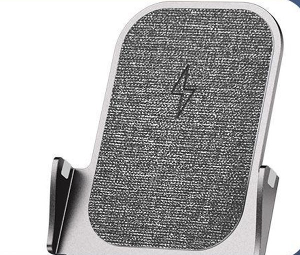 Aluminium Phone Wireless Charger Stand 10