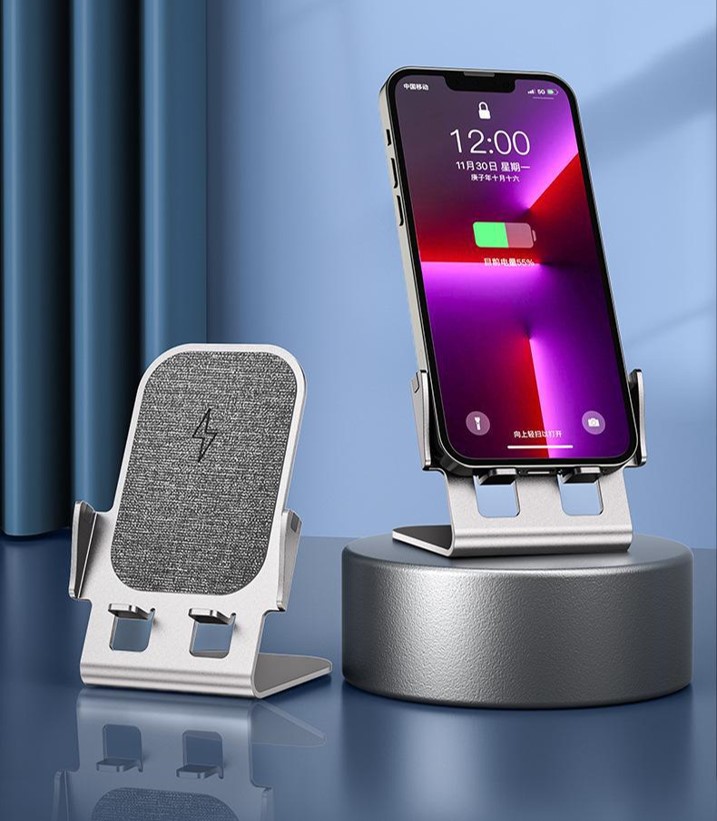 Aluminium Phone Wireless Charger Stand 9