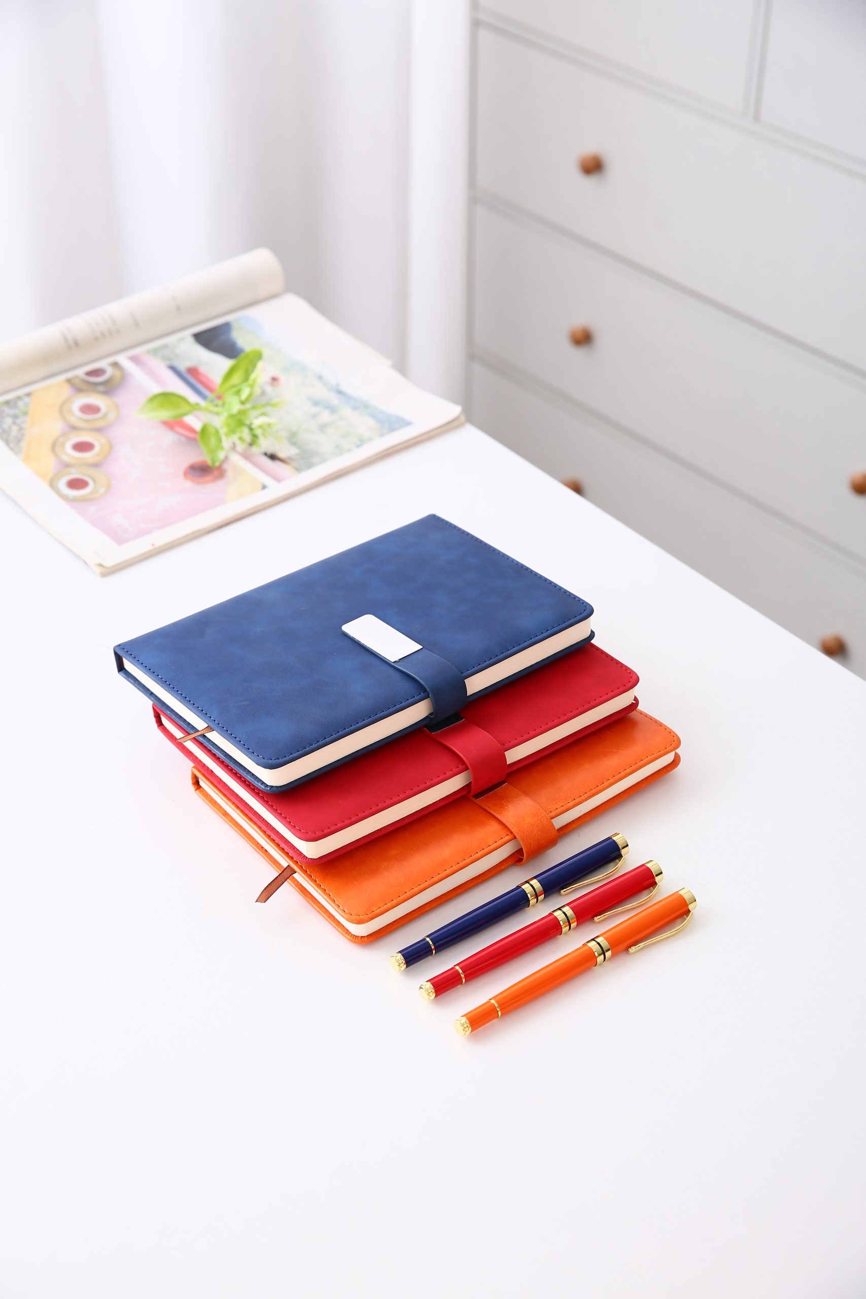 Ceramic Tea Flask Book Pen Gift Set 3 scaled