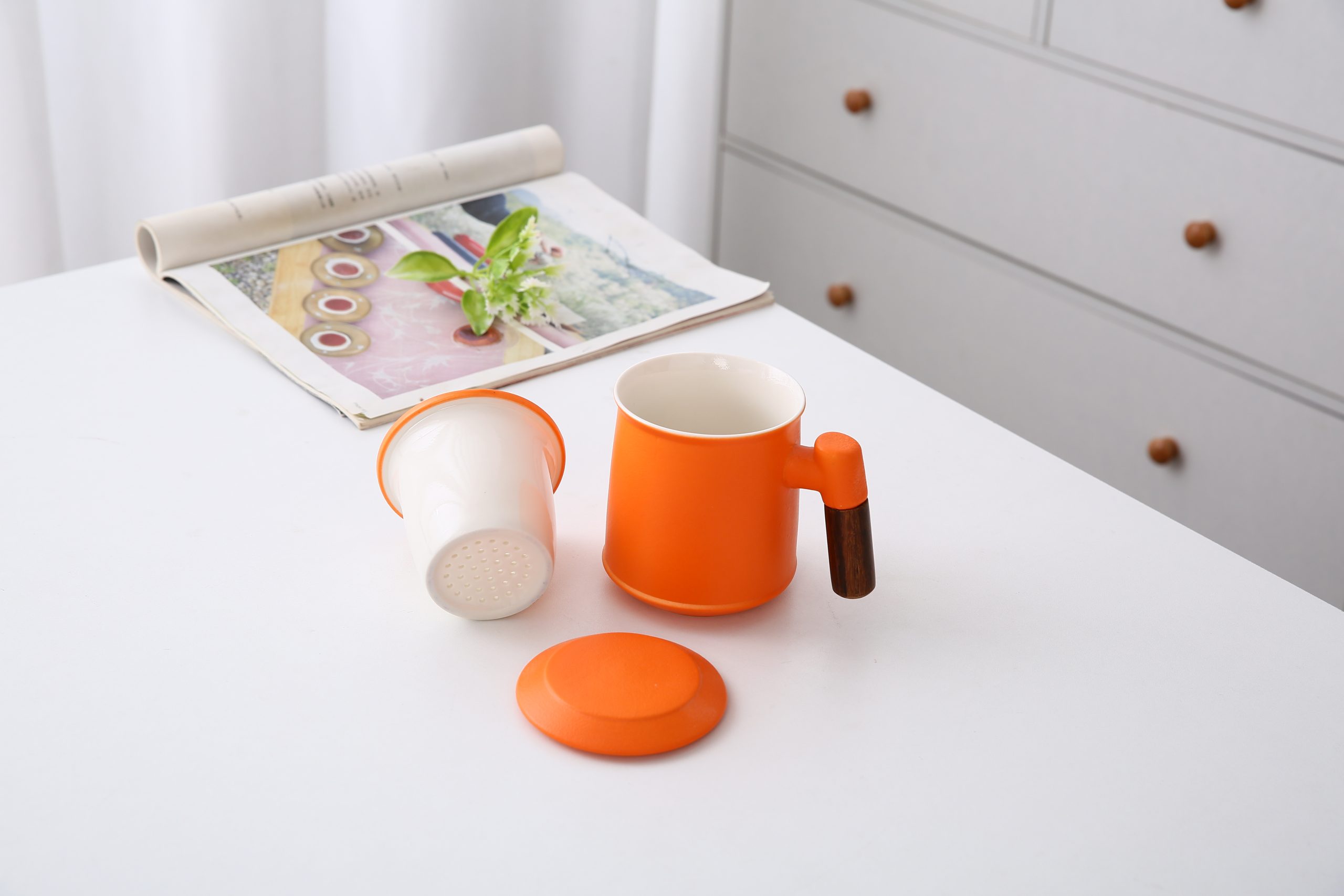 Ceramic Tea Flask Book Pen Gift Set 9 scaled