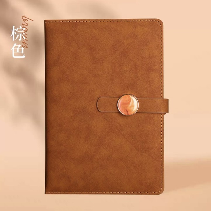 Round Clasp Leather Notebook 1