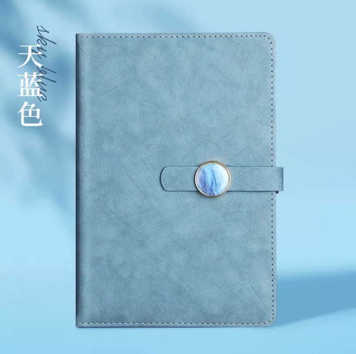 Round Clasp Leather Notebook 4