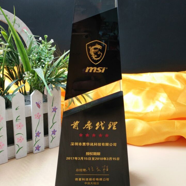 Solid Base with Acrylic Top Plaque 6