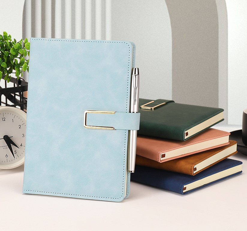 U Magnet Buckle Leather Notebook 6