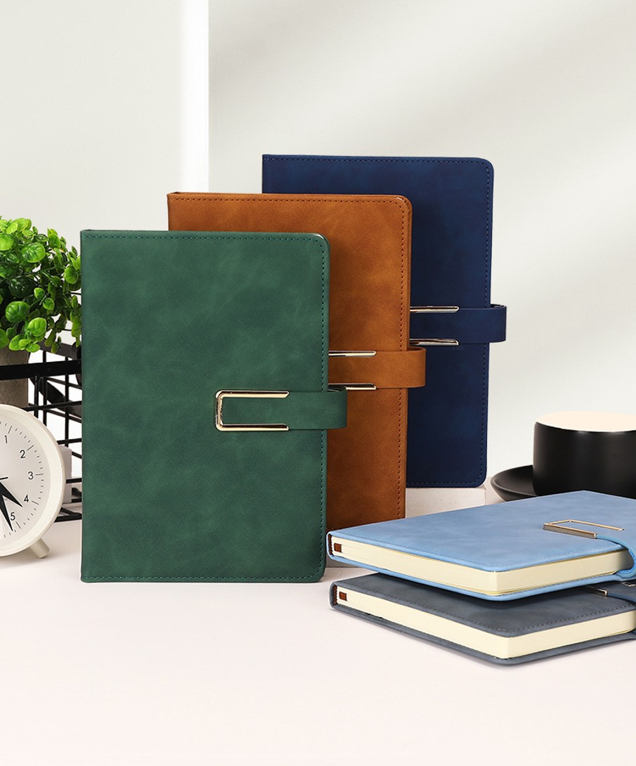 U Magnet Buckle Leather Notebook 8