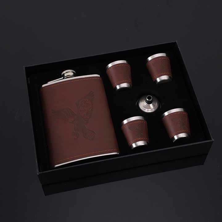 Crest Flask Gift Set – 6-Piece Stainless Steel Edition - Image 5