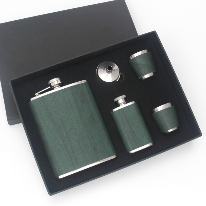 Crest Flask Gift Set – 6-Piece Stainless Steel Edition - Image 6