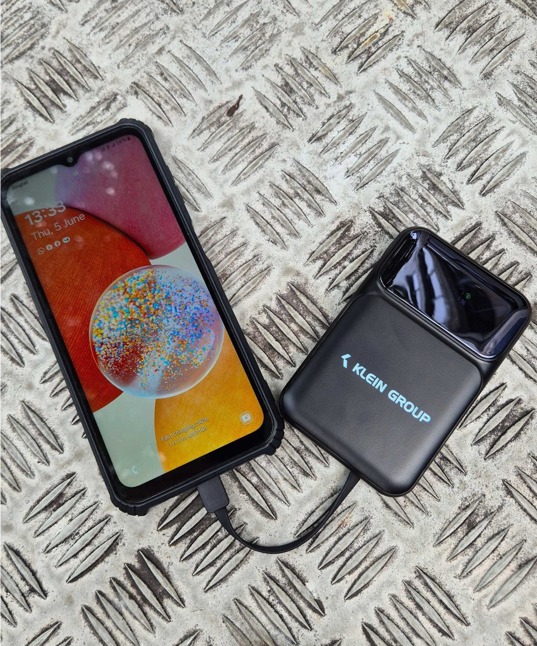 Dash Logo In Built Cable Powerbank - Image 6