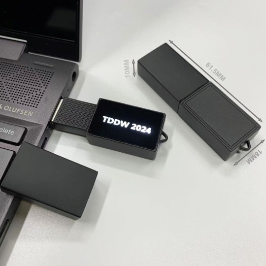 Lumi Tech Executive Gift Set - Image 2