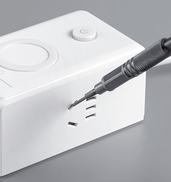 Power Core Wireless Charging Station - Image 5