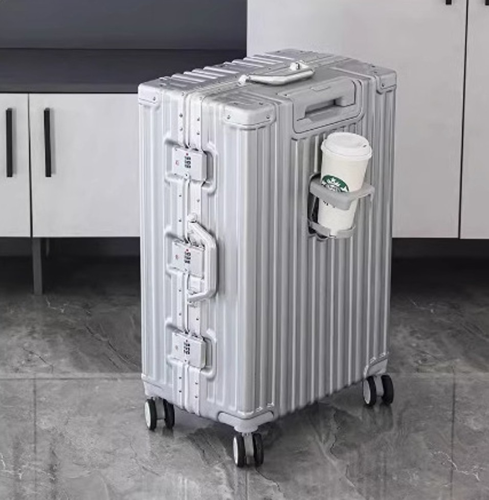 VaultEdge 360 Travel Case - Image 12