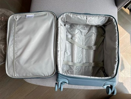 Aero Lite Smart Luggage - Image 4
