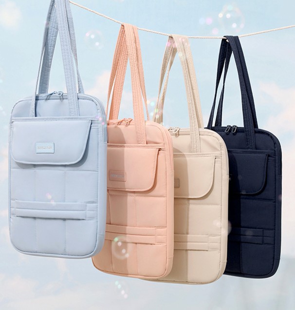 Lite Easy Puffy Laptop Bag - Image 9