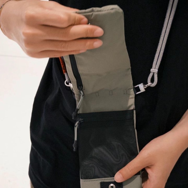 Urban Sling Phone Bag - Image 3