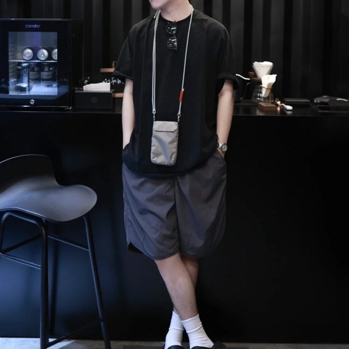 Urban Sling Phone Bag - Image 8